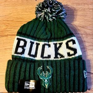 Milwaukee Bucks Winter Pom Knit Beanie